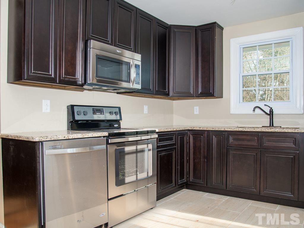 812 Peyton Street Raleigh, NC 27610 - Photo 2 of 25 Gallery Image 2