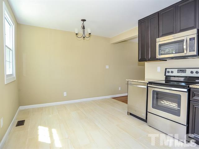 812 Peyton Street Raleigh, NC 27610 - Photo 7 of 25 Gallery Image 7