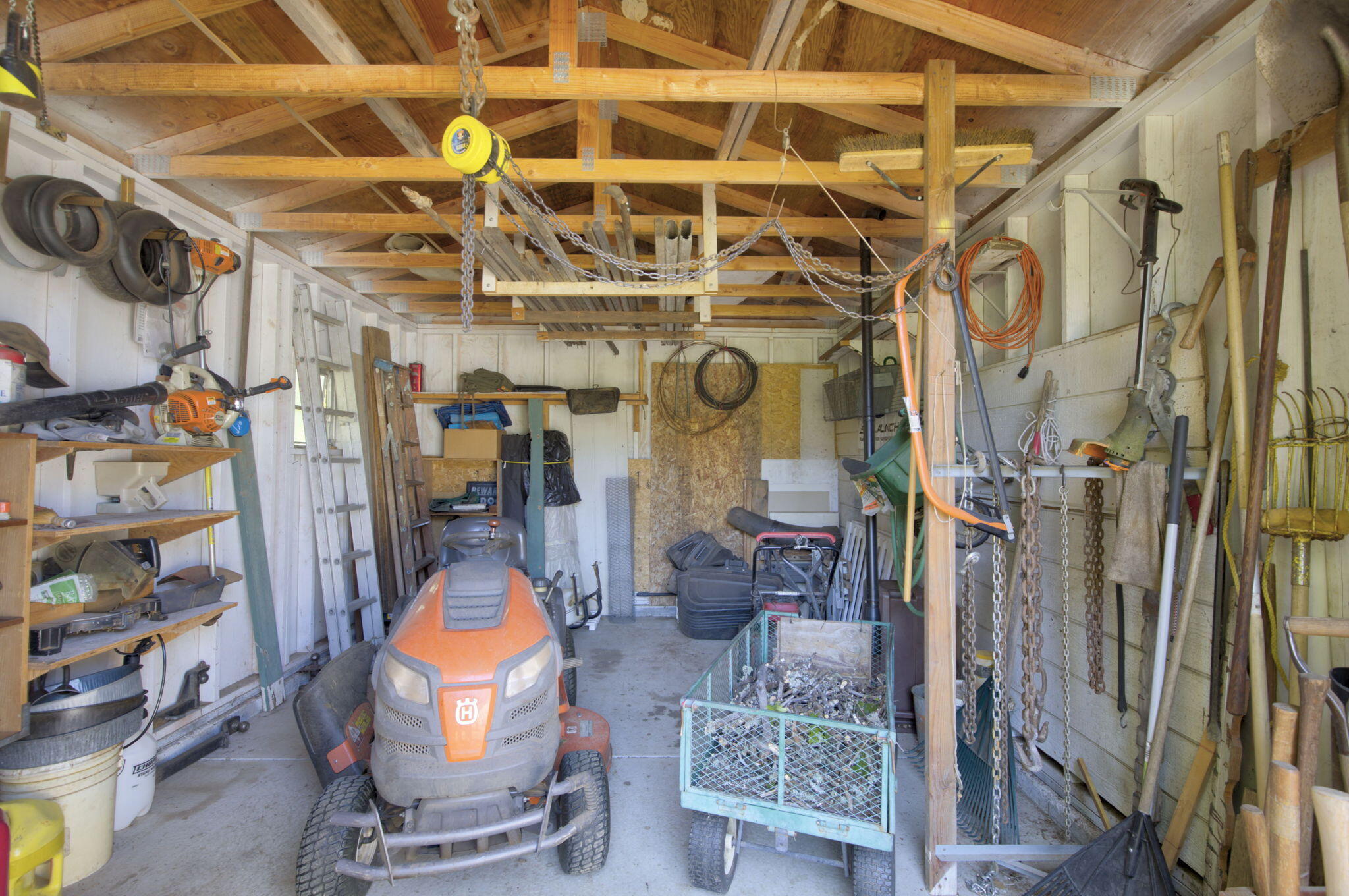 258 Walker Road Grants Pass, OR 97527 - Photo 31 of 42 Gallery Image 31