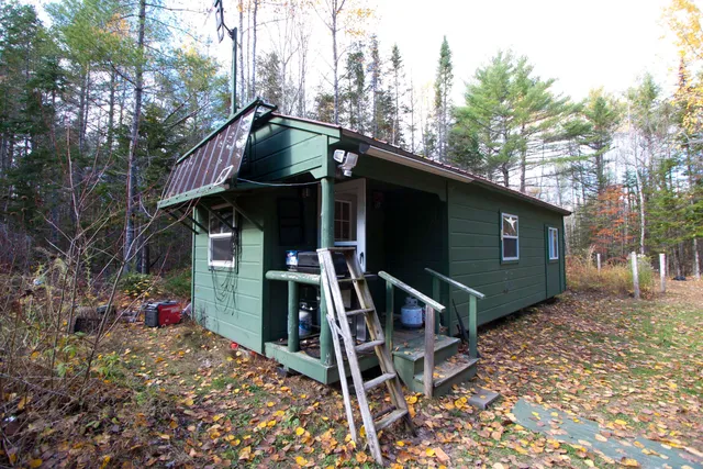 $150,000 | 76 Wolf Run Trail, Greenbush, ME 04418