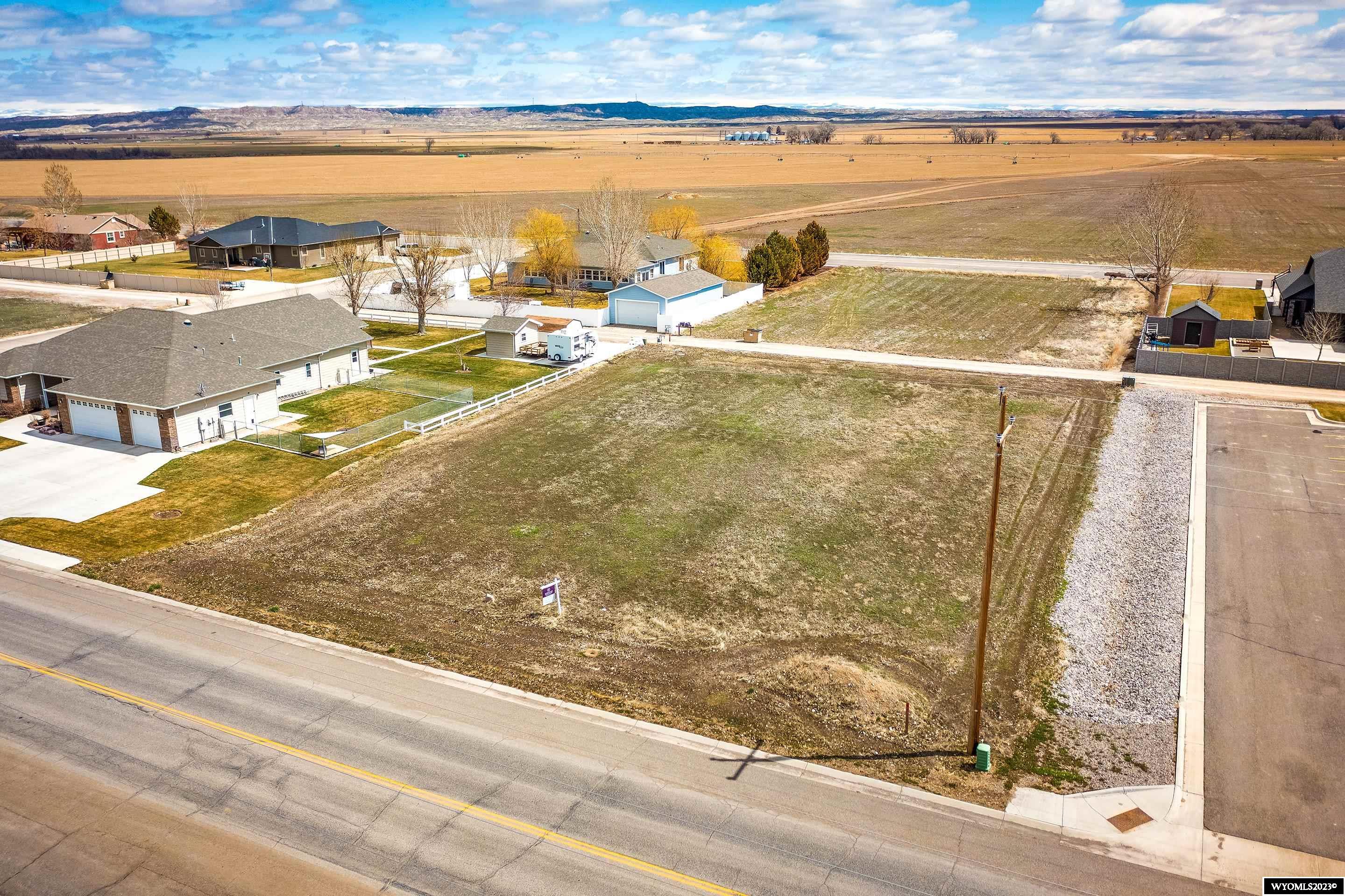 522 North Road 11 Worland, WY 82401 - Photo 2 of 8
