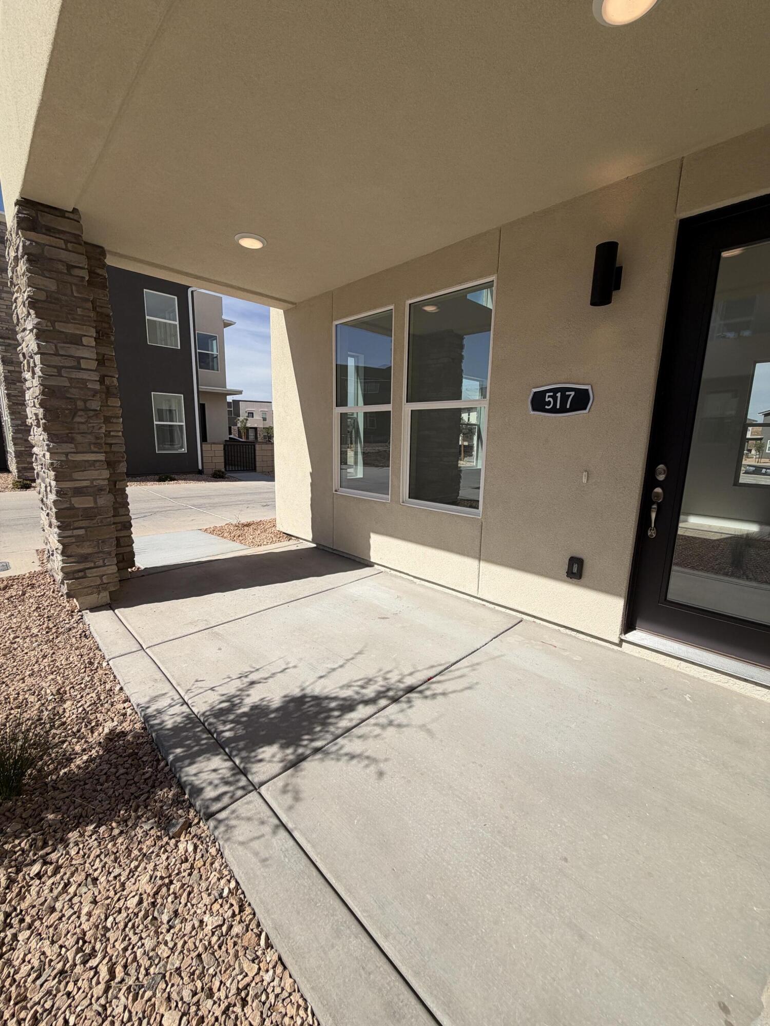 517 West Olive Lane St. George, UT 84790 - Photo 2 of 29 Front Porch