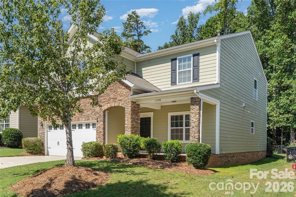 1528 Spring Blossom Trail Fort Mill, SC 29708 - Photo 3 of 30