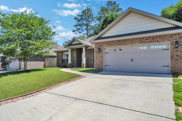 $2,150 | 4628 Hermosa Road, Crestview, FL 32539