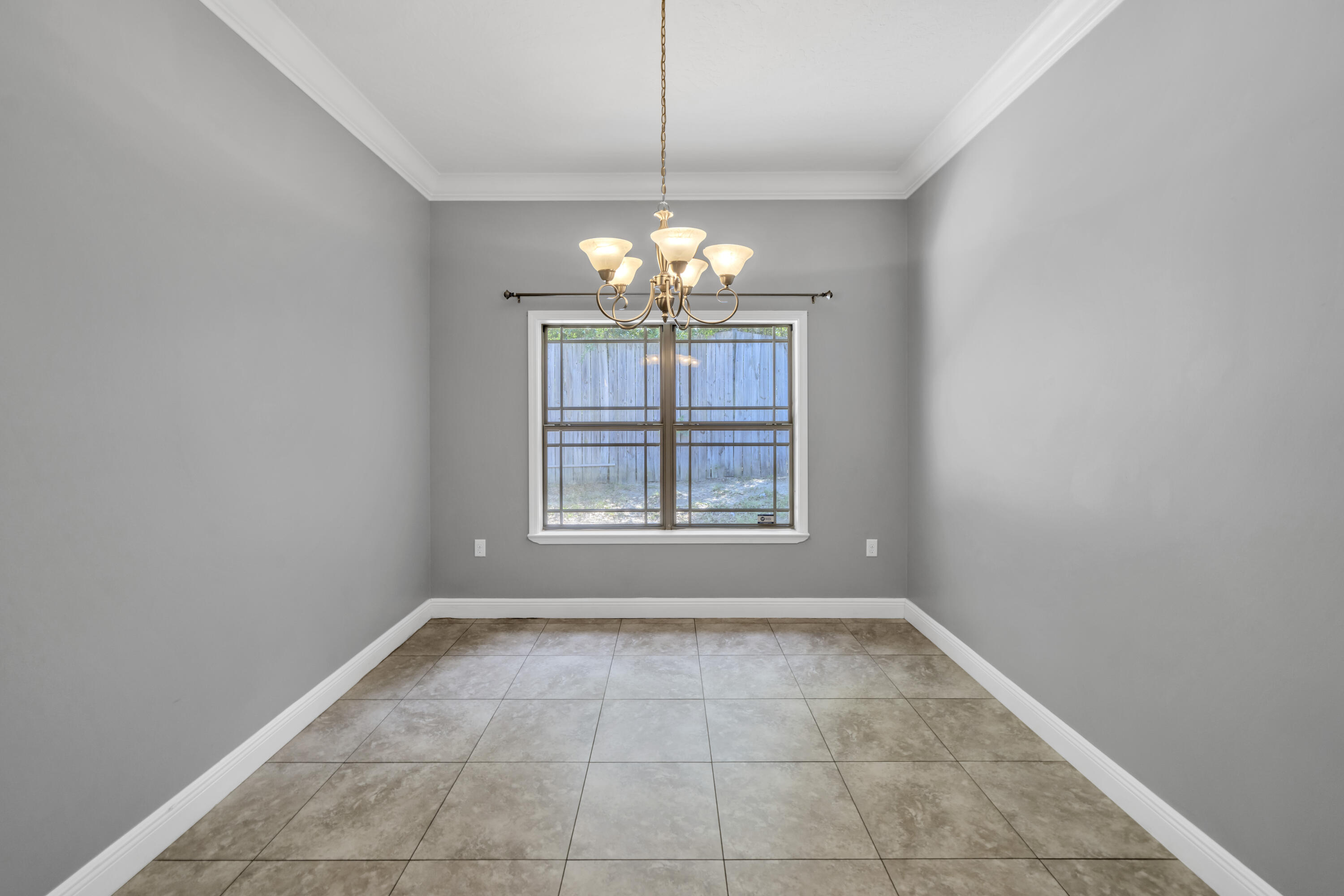 4628 Hermosa Road Crestview, FL 32539 - Photo 12 of 37 DSC02992