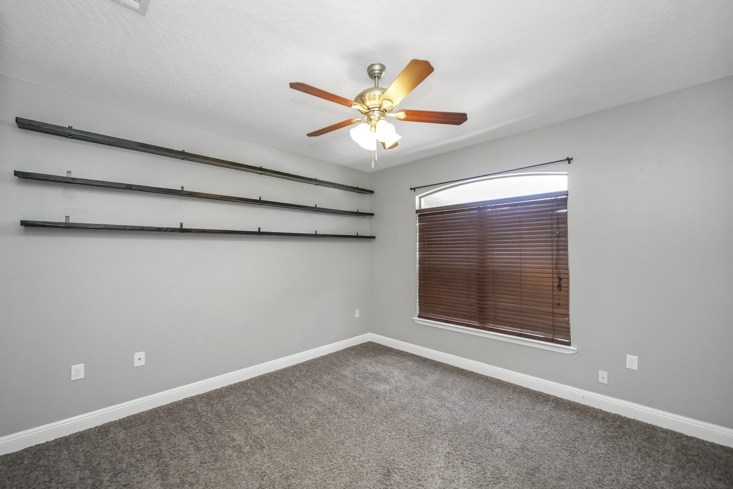 4628 Hermosa Road Crestview, FL 32539 - Photo 13 of 37 DSC02947