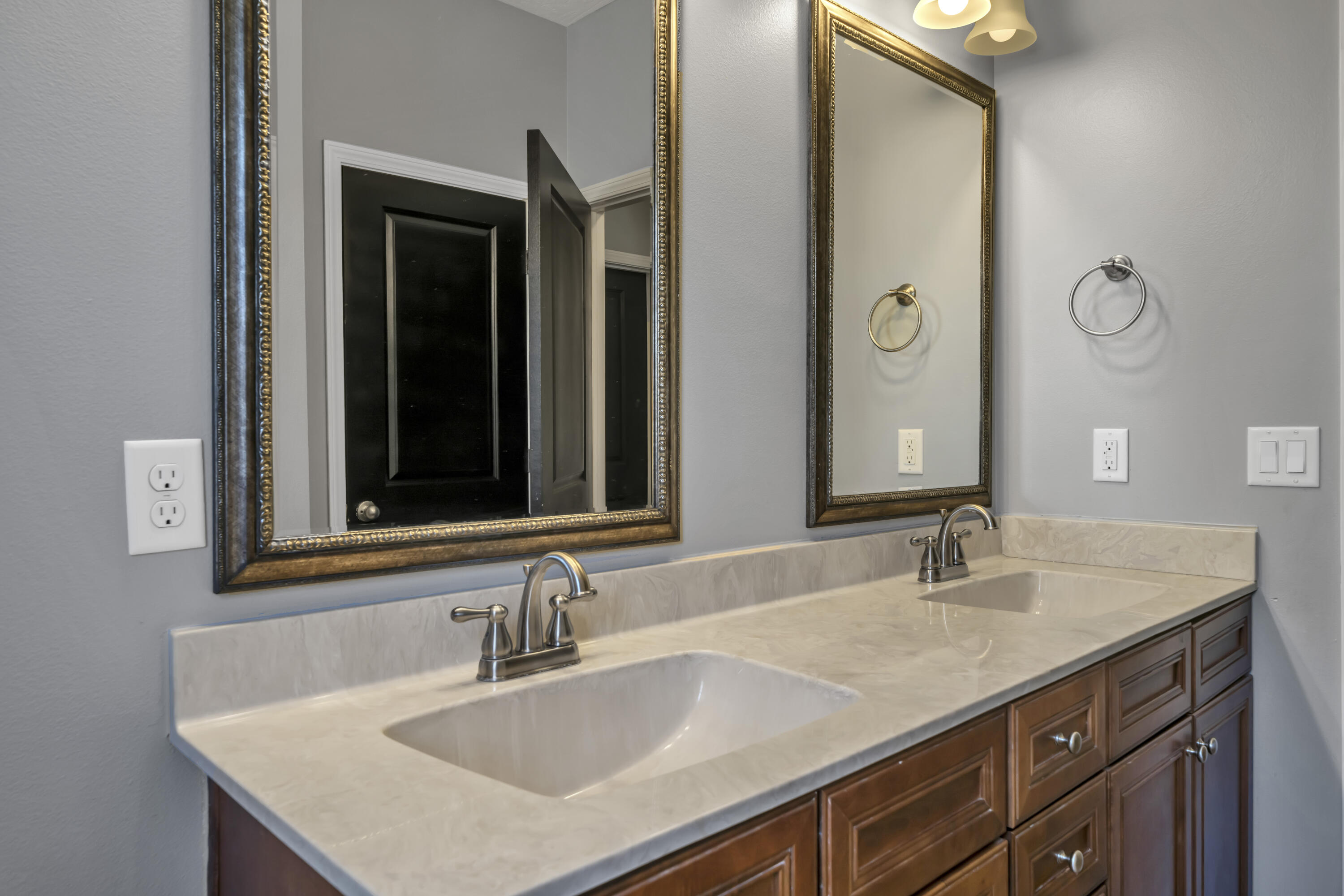 4628 Hermosa Road Crestview, FL 32539 - Photo 30 of 37 DSC03055