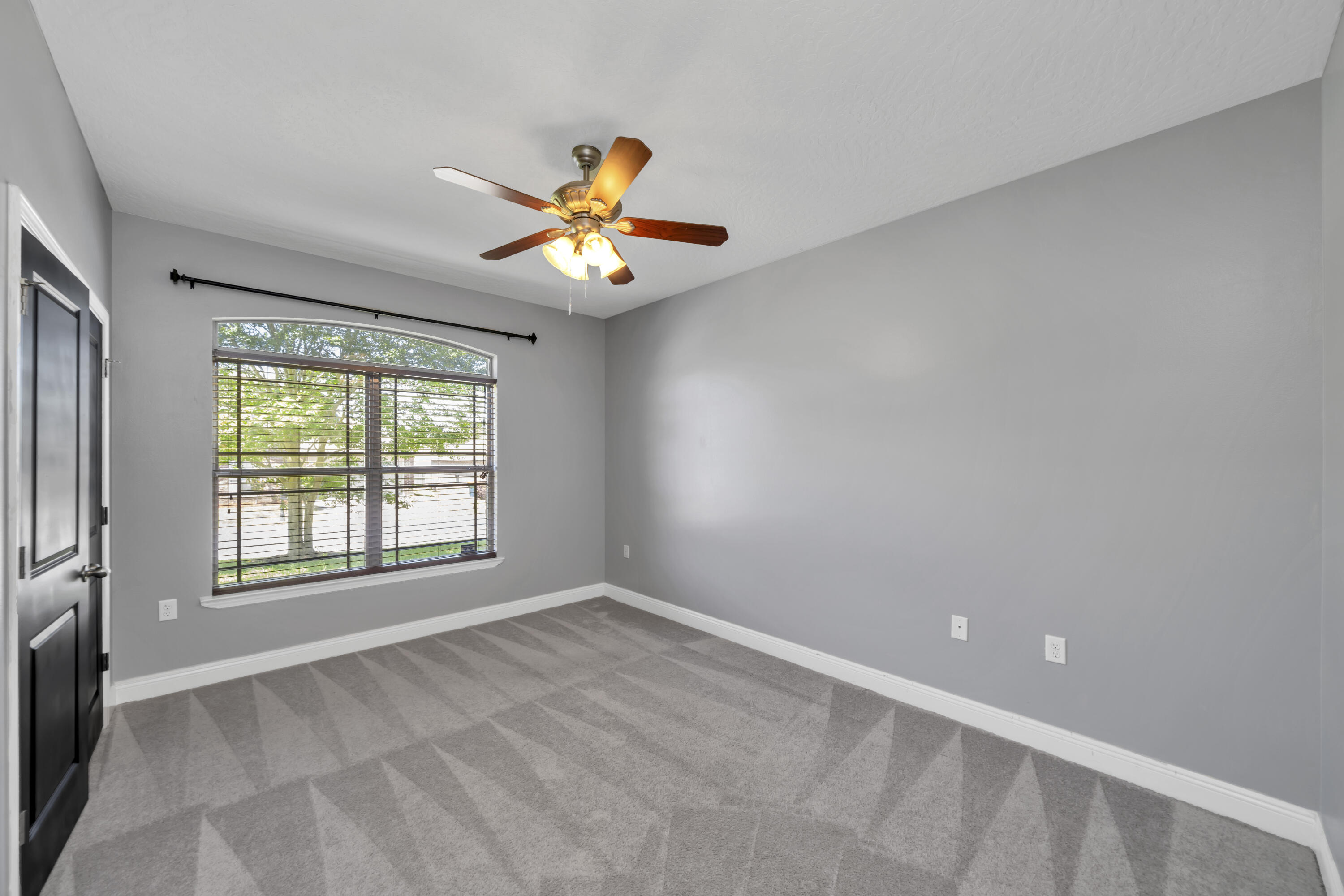 4628 Hermosa Road Crestview, FL 32539 - Photo 32 of 37 DSC03067