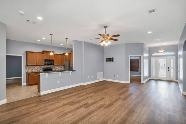 $2,150 | 4628 Hermosa Road, Crestview, FL 32539