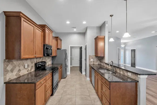 $2,150 | 4628 Hermosa Road, Crestview, FL 32539