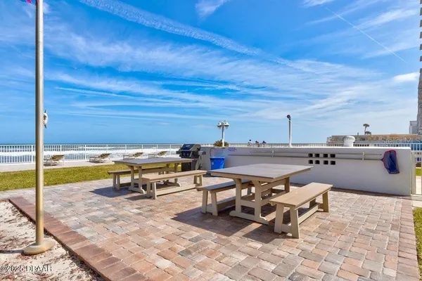 $615,000 | 2828 North Atlantic Avenue, Unit 302, Daytona Beach, FL 32118