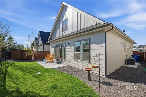 $536,900 | 3855 West Spring House Lane, Eagle, ID 83616
