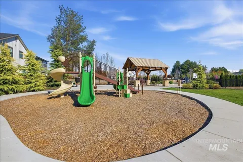 $536,900 | 3855 West Spring House Lane, Eagle, ID 83616