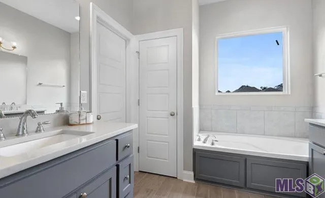 $3,500 | 8116 Village Lake Avenue, Baton Rouge, LA 70820