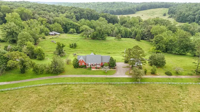 $475,000 | 94 Beckham Lane, Savannah, TN 38372
