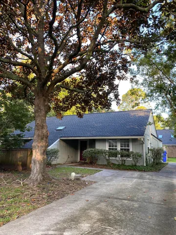 $2,995 | 1120 Daffodil Lane, Mount Pleasant, SC 29464
