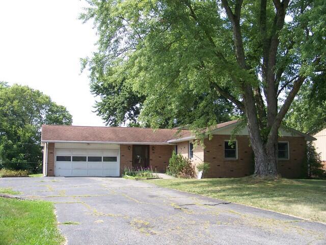 2855 Scenic Road Marion, OH 43302 - Photo 1 of 15 101_8054