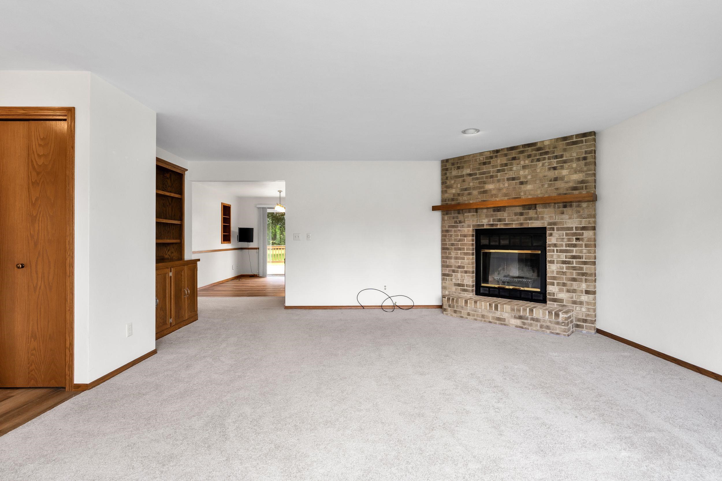 2615 West Sunnyview Circle Appleton, WI 54914 - Photo 19 of 44