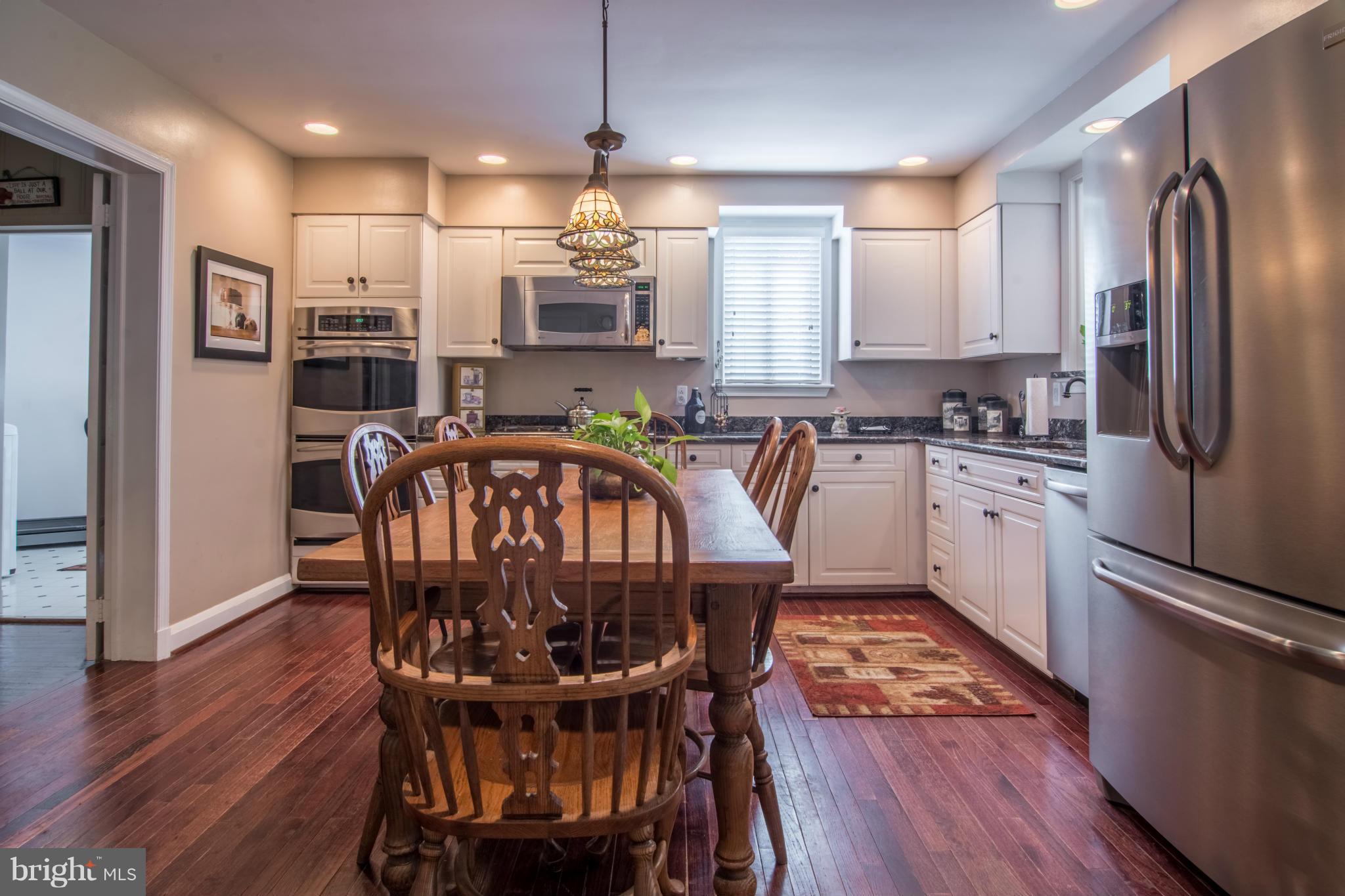 56 Old Hanover Road Reisterstown, MD 21136 - Photo 8 of 30 KITCHEN W/ STAINLESS APPLIANCES