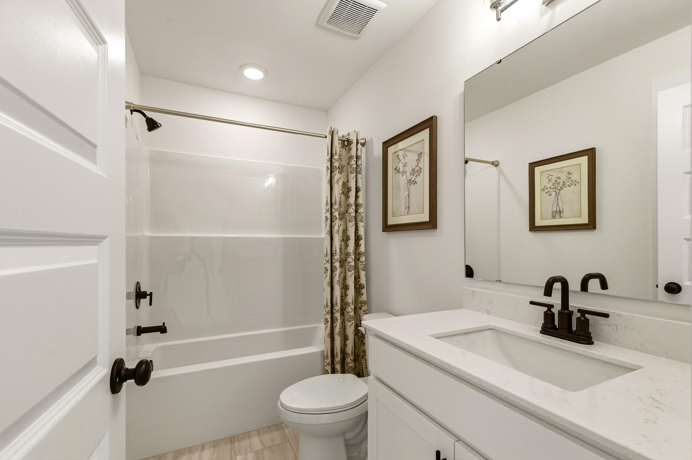 511 Blue Verner Road Moncks Corner, SC 29461 - Photo 21 of 28 CONWAY UPSTAIRS GUEST BATH