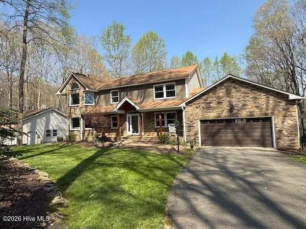 $1,200,000 | 5016 Elkwood Court, Raleigh, NC 27613