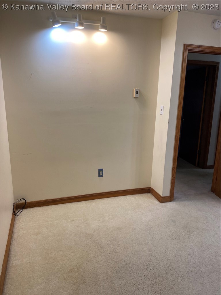 836 Chappell Road Charleston, WV 25304 - Photo 28 of 32 Gallery Image 28