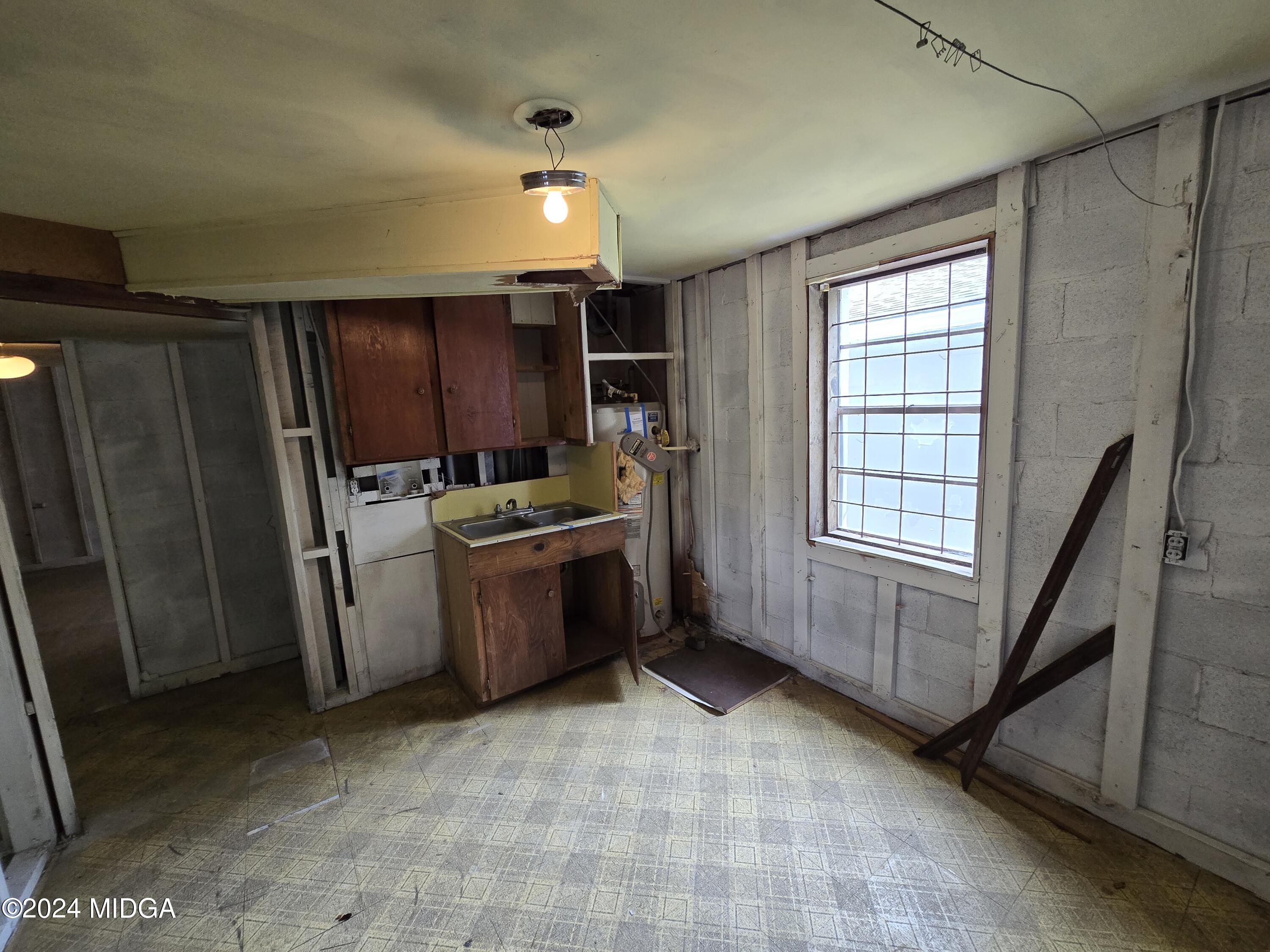 955 Ash Street Macon, GA 31201 - Photo 38 of 39 20240605_103721