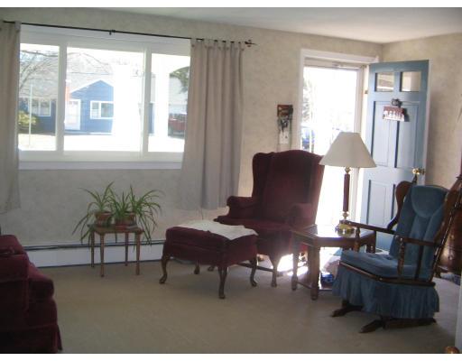 10 Dix Road Maynard, MA 01754 - Photo 4 of 20 Gallery Image 4