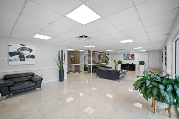 $1,500 | 7904 West Drive, Unit 605, North Bay Village, FL 33141