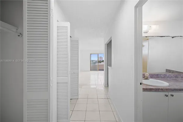 $1,500 | 7904 West Drive, Unit 605, North Bay Village, FL 33141