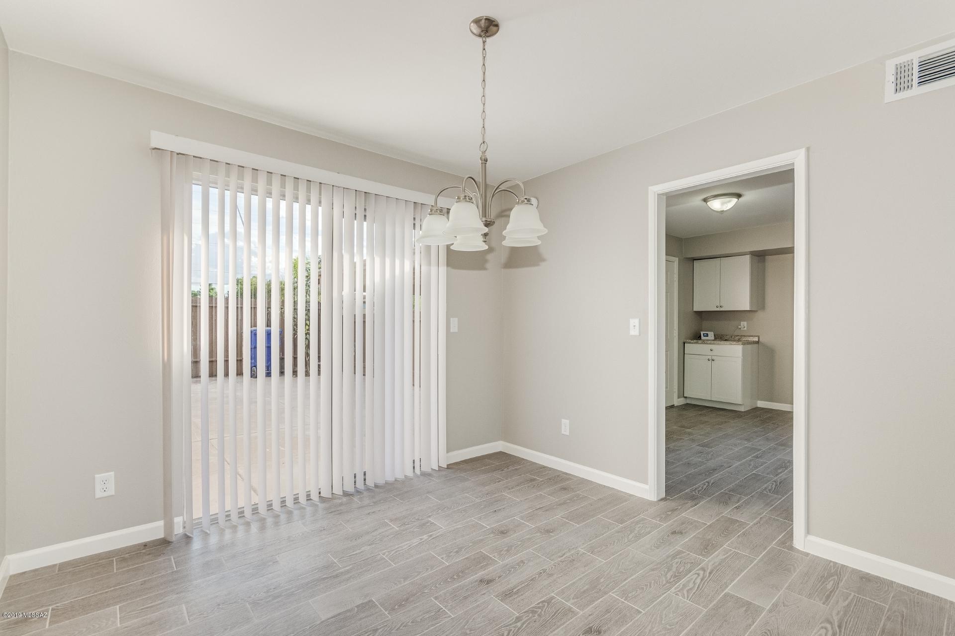 6535 East Golf Links Road Tucson, AZ 85730 - Photo 5 of 20