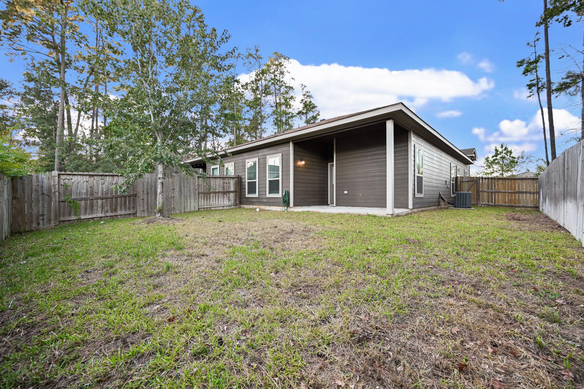 127 Wickersham, Unit A Conroe, TX 77304 - Photo 34 of 36
