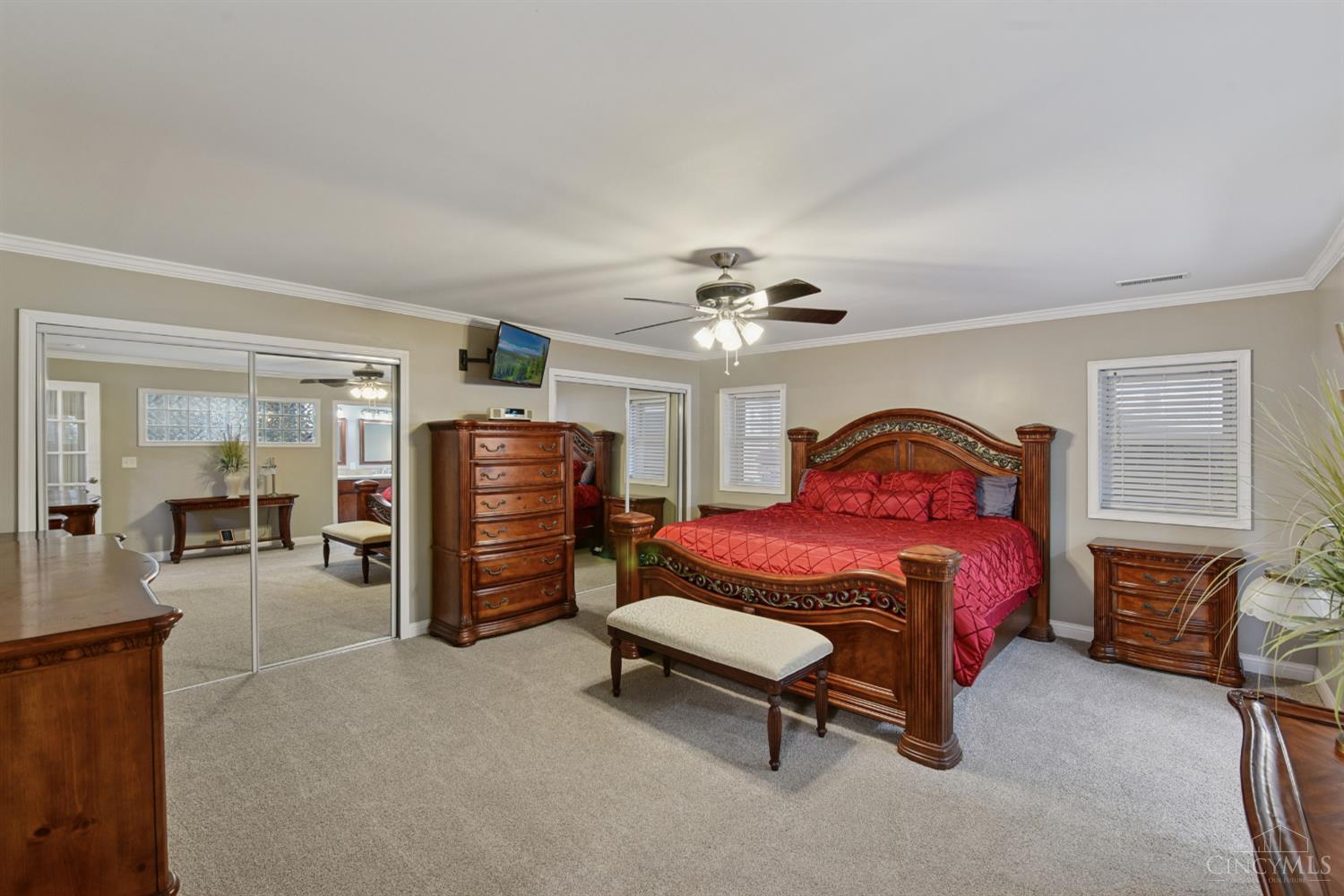 4270 Boomer Road Cincinnati, OH 45247 - Photo 32 of 52 Gallery Image 32