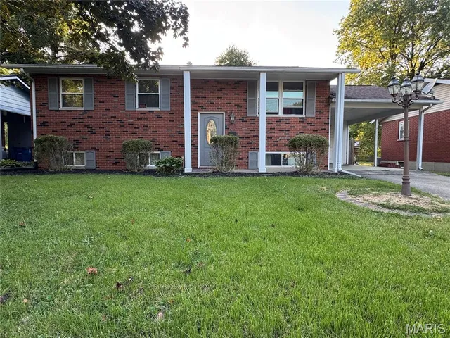 $169,900 | 4021 Sara Street, Granite City, IL 62040