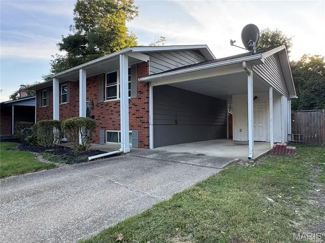 $169,900 | 4021 Sara Street, Granite City, IL 62040