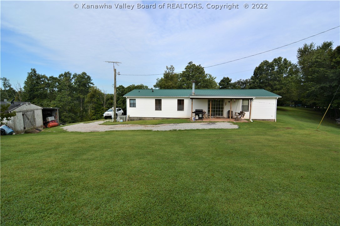 671 Crown Hill Road Leon, WV 25123 - Photo 19 of 30 Gallery Image 19
