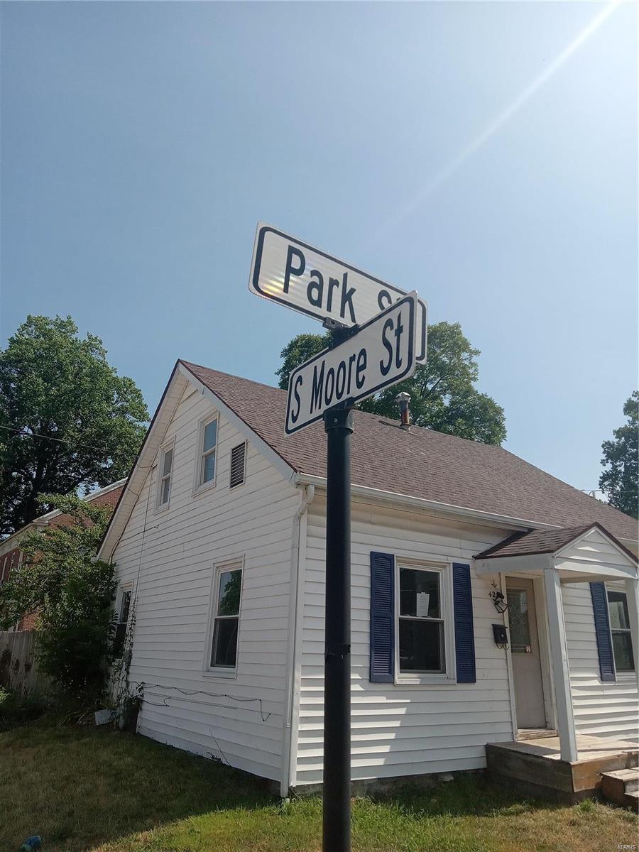 421 Park Street Waterloo, IL 62298 - Photo 1 of 14 Gallery Image 1