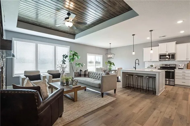 $378,795 | 119 Northwest Mulberry Court, Blue Springs, MO 64064