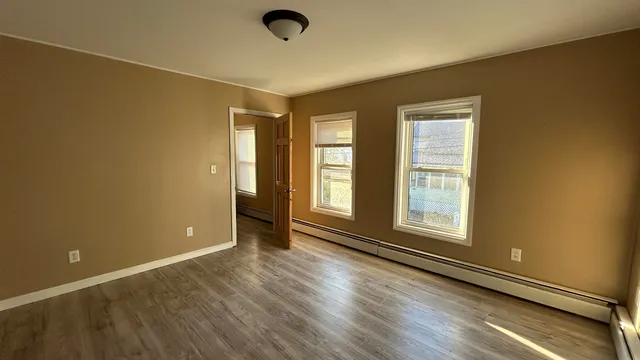 $1,600 | 3 George Street, Unit B, Sanford, ME 04083