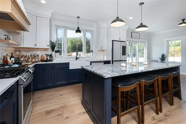 $960,000 | 41 Wintergreen Way, Glocester, RI 02814