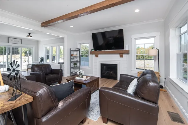 $960,000 | 41 Wintergreen Way, Glocester, RI 02814