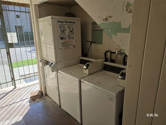 $885 | 301 Avondale Street, Unit 7, Houston, TX 77006