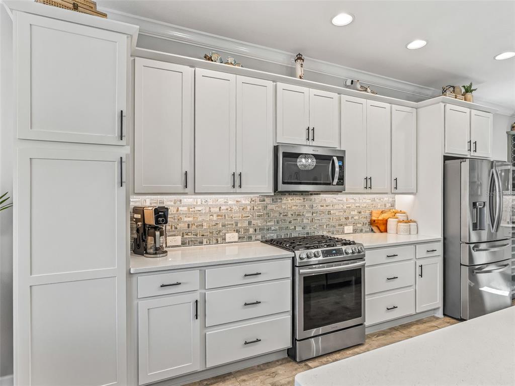 5689 Henry Loop The Villages, FL 34762 - Photo 20 of 60