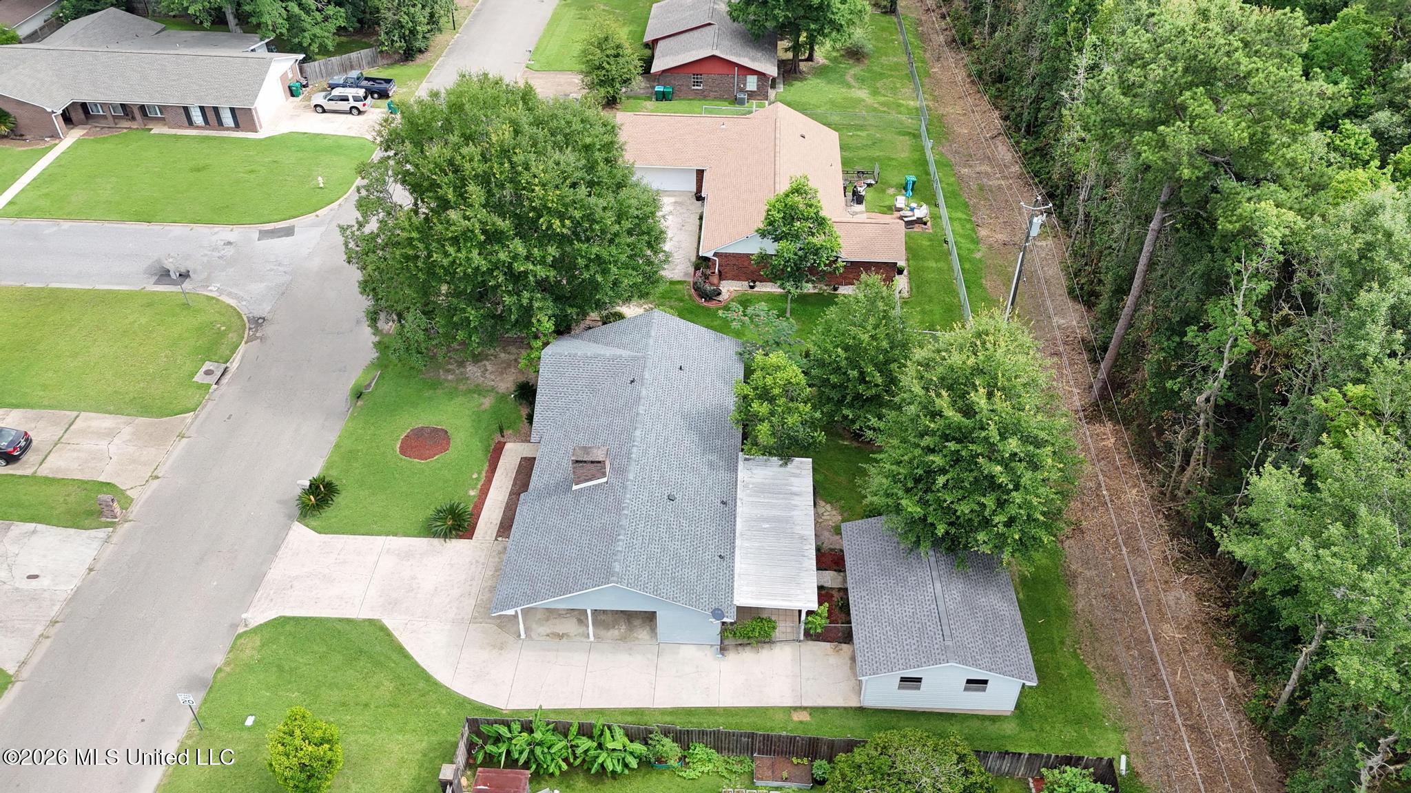 12520 Depew Road Gulfport, MS 39503 - Photo 26 of 29 026