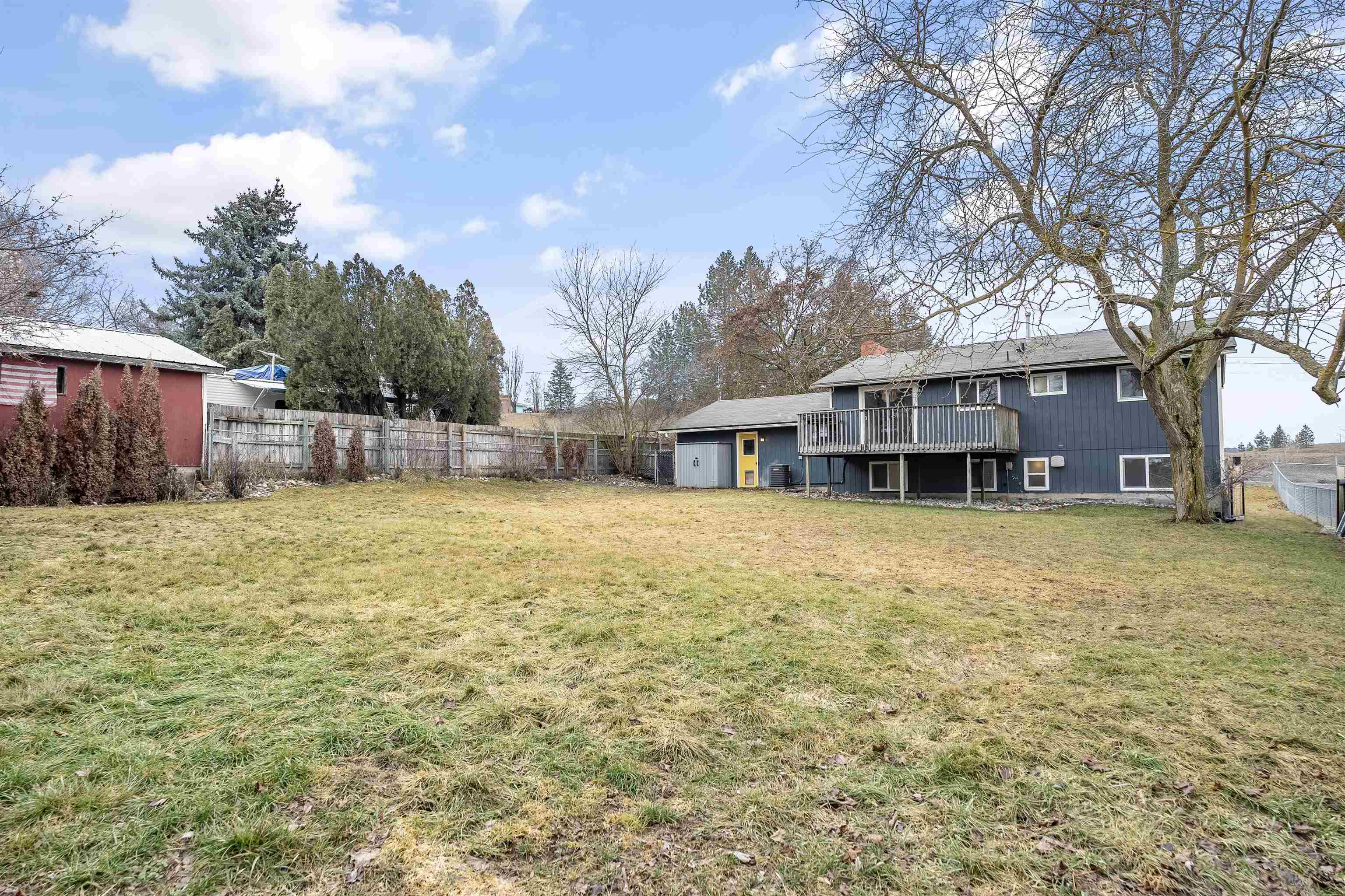 3021 East Farwell Road Mead, WA 99021 - Photo 25 of 27