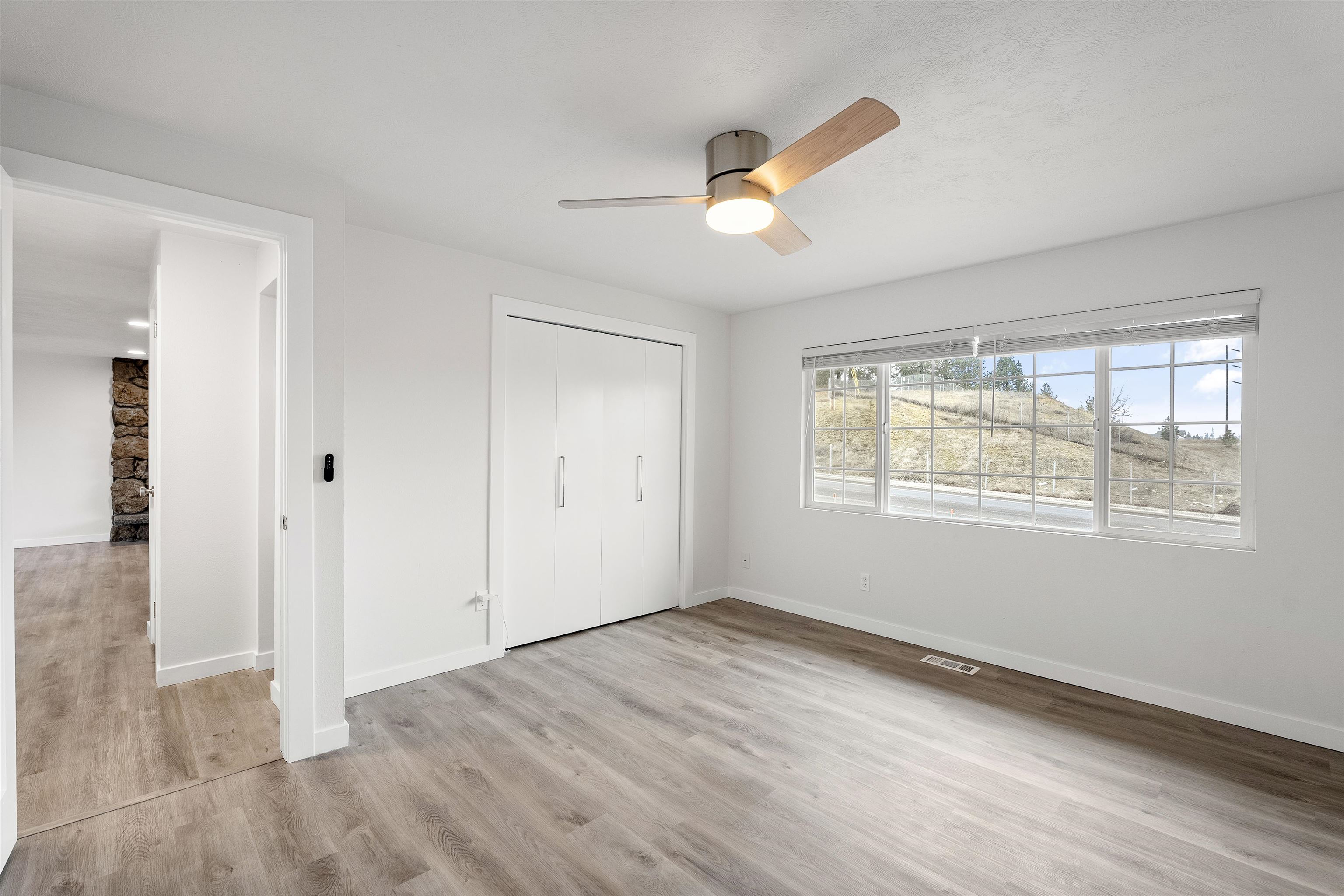 3021 East Farwell Road Mead, WA 99021 - Photo 9 of 27