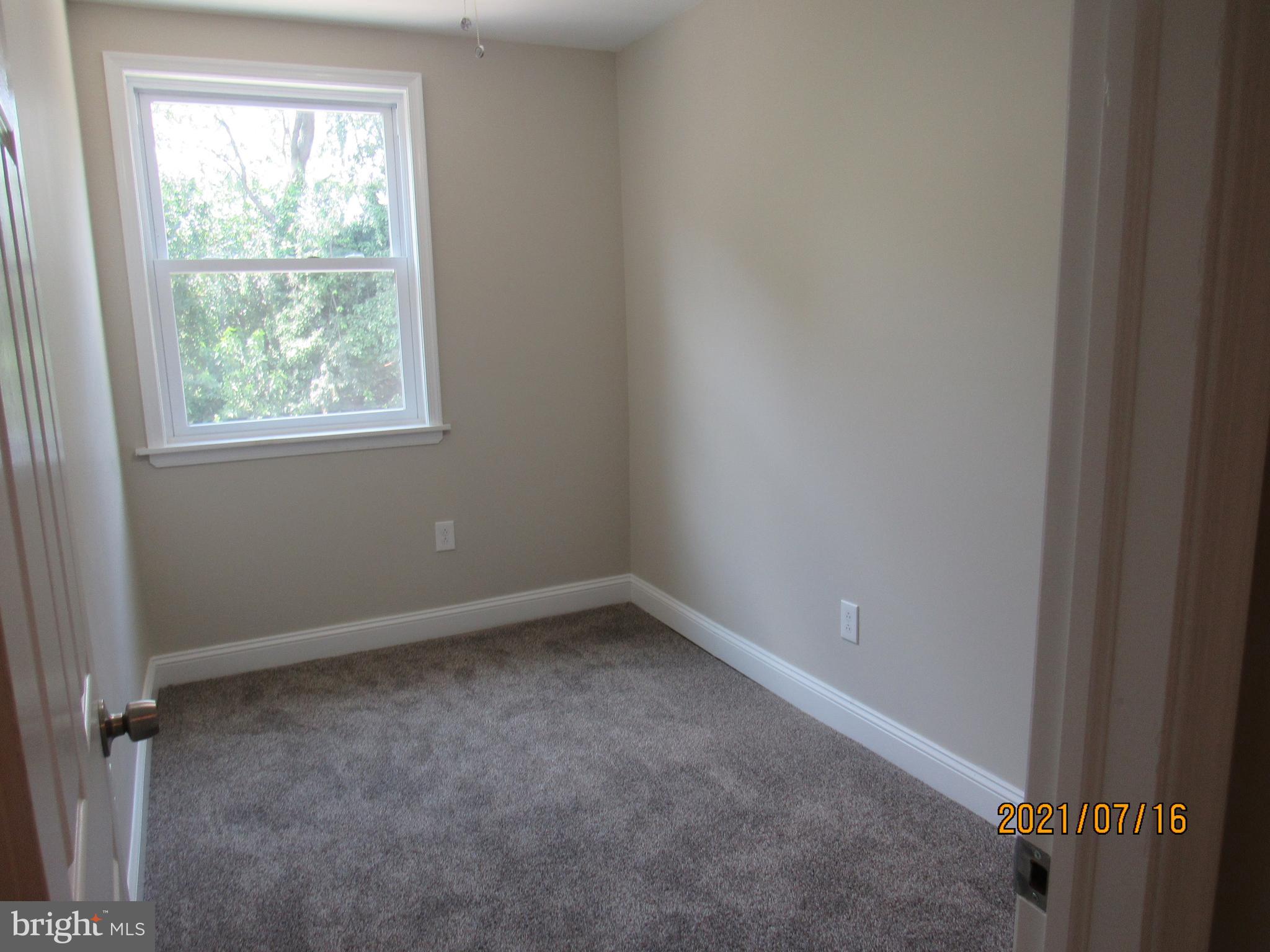 6318 Foxhill Road Philadelphia, PA 19120 - Photo 15 of 36 Bedroom
