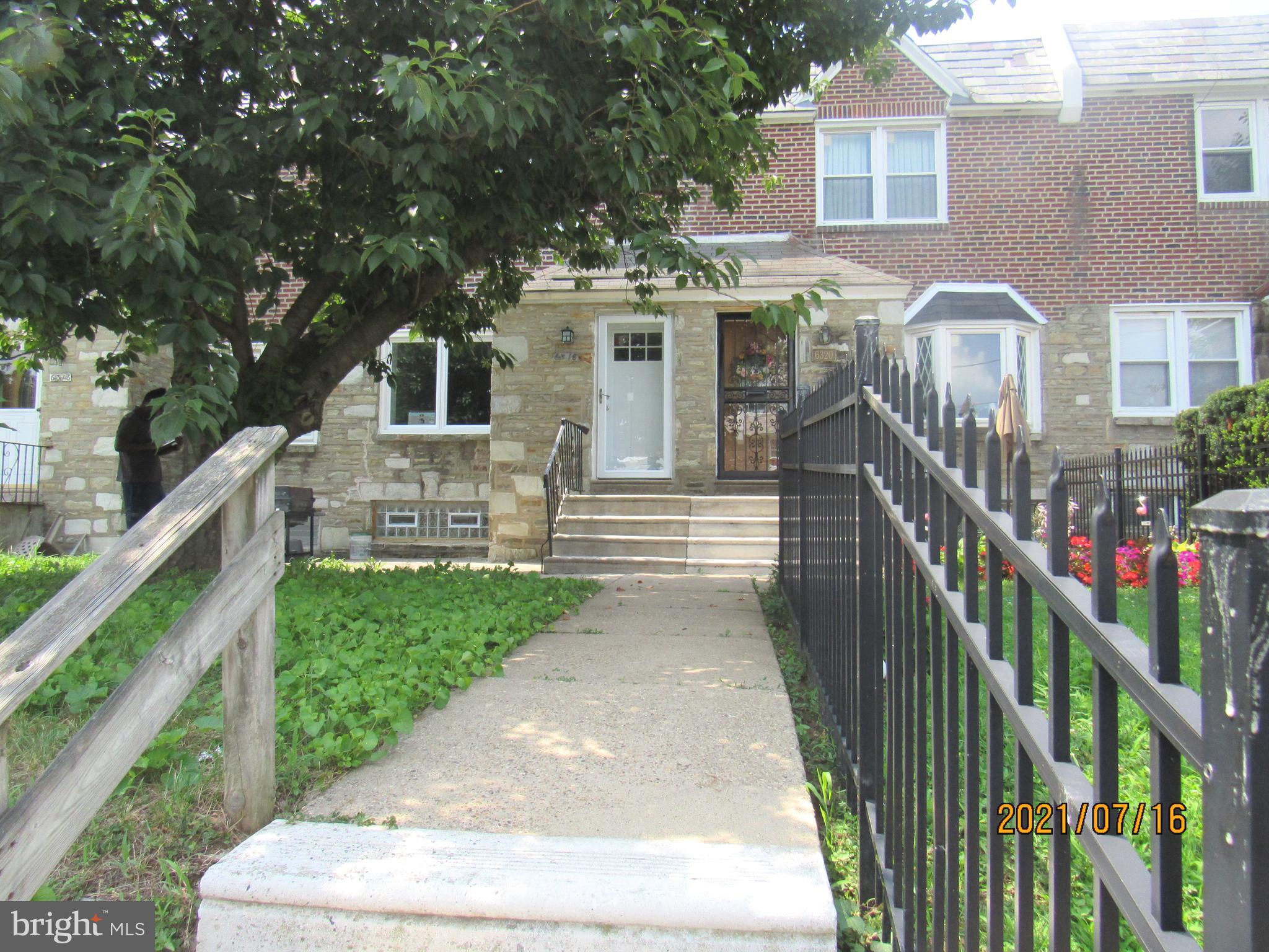 6318 Foxhill Road Philadelphia, PA 19120 - Photo 2 of 36 Front Entrance