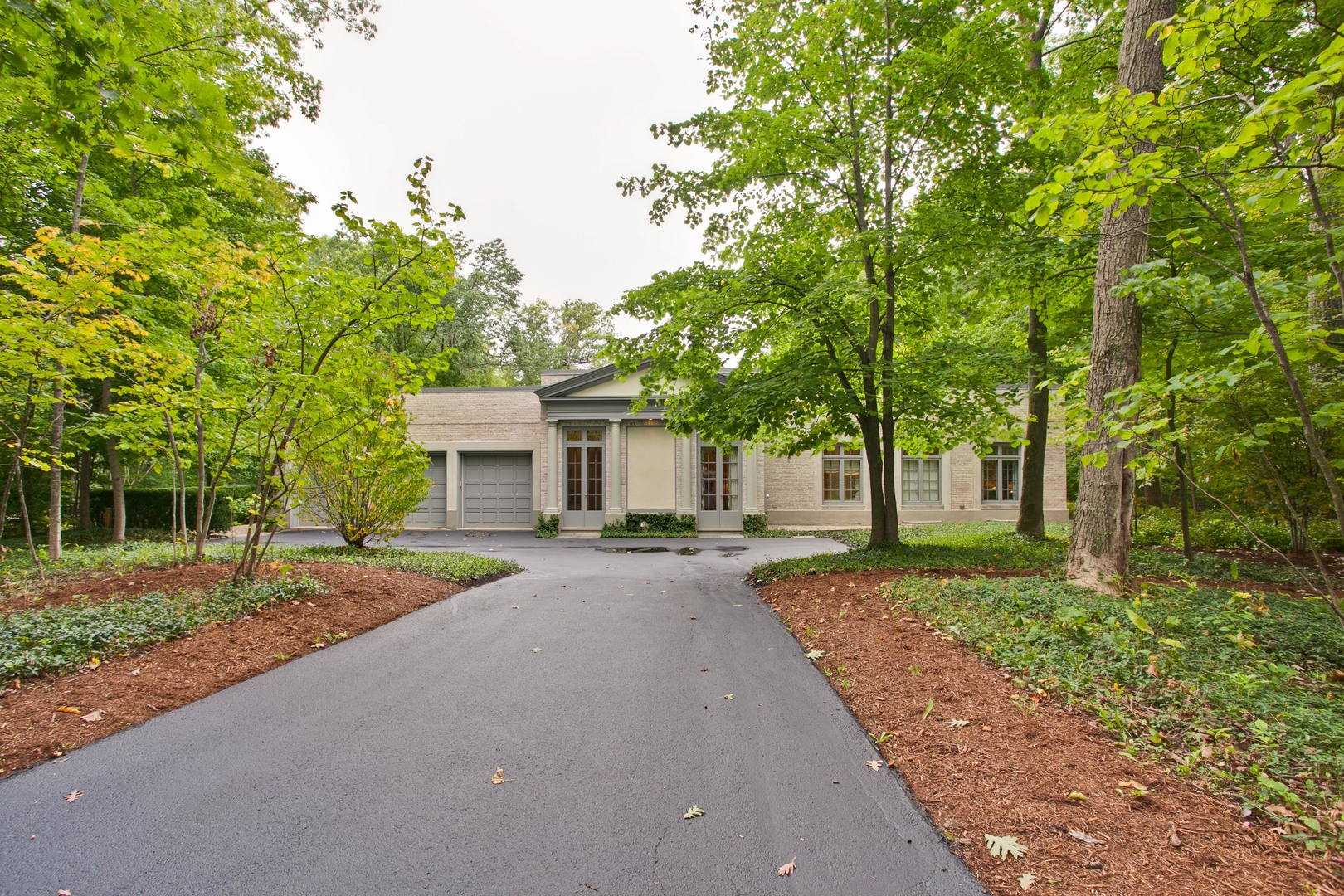 131 Moffett Road Lake Bluff, IL 60044 - Photo 31 of 39 Gallery Image 31