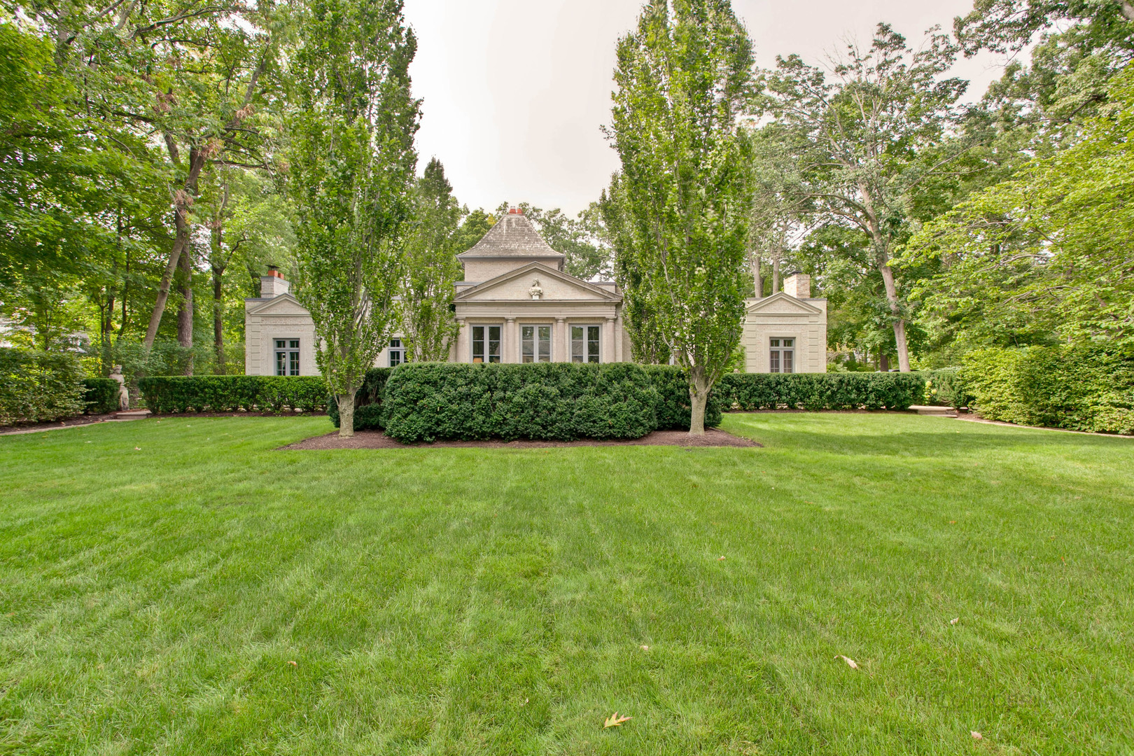 131 Moffett Road Lake Bluff, IL 60044 - Photo 36 of 39 Gallery Image 36